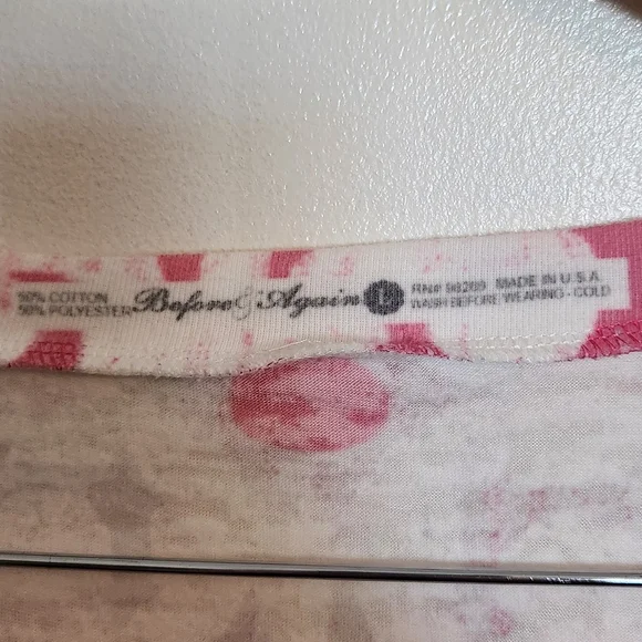 Stylish Pink and White Patterned Short Sleeve Top - Picture 2 of 5